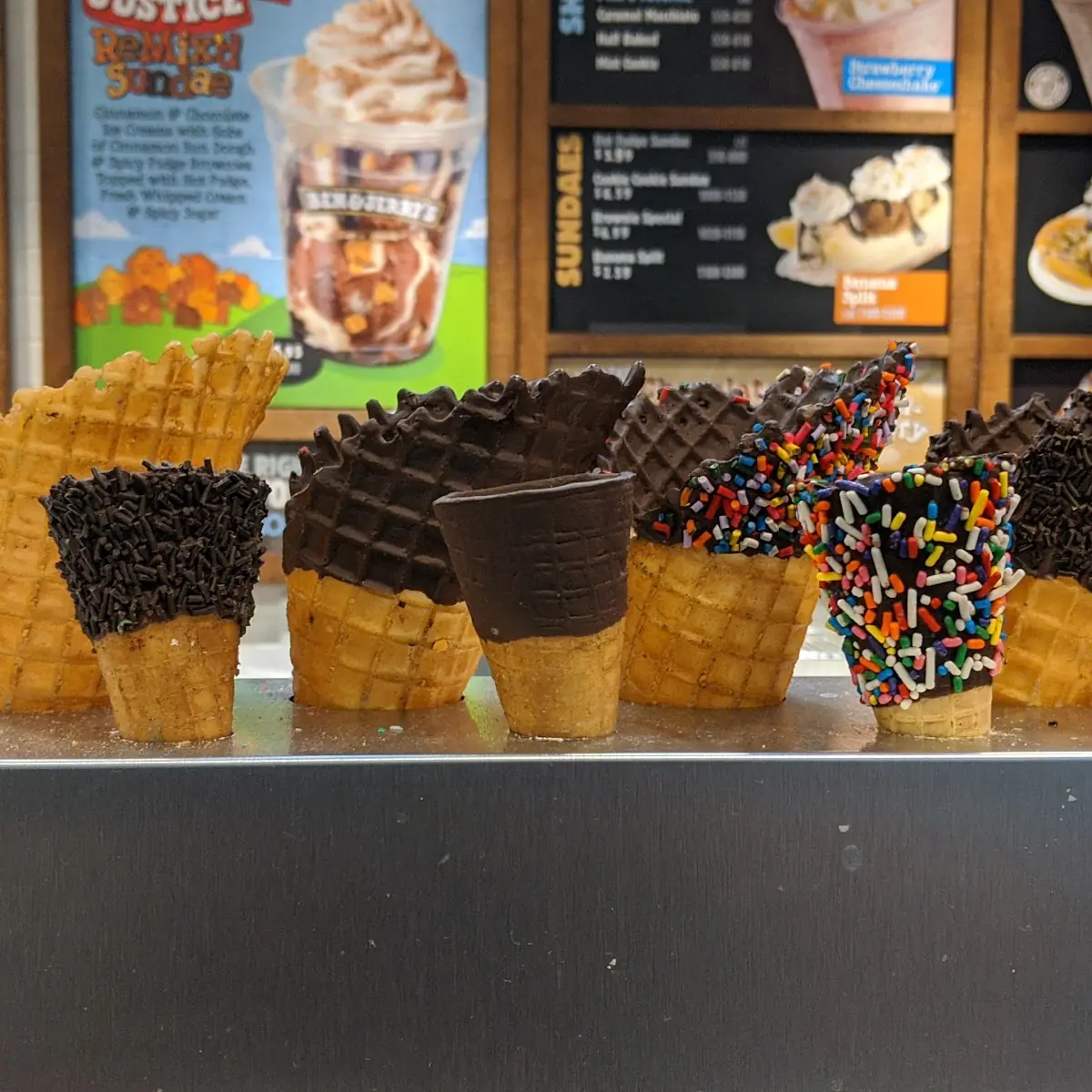 Chocolate Dipped Ice Cream Cones