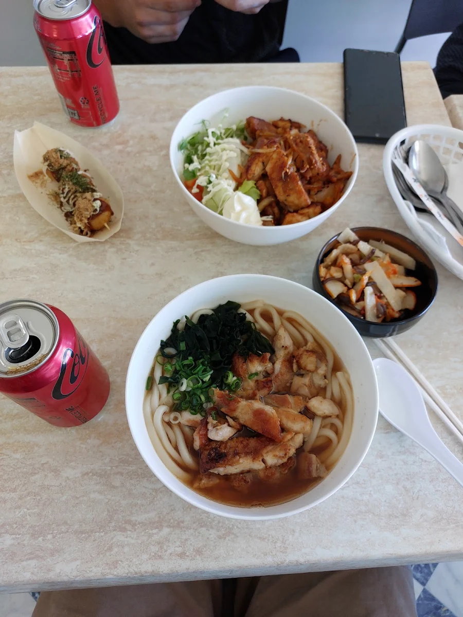 Highlights, Suma Beach Sushi & Lunch