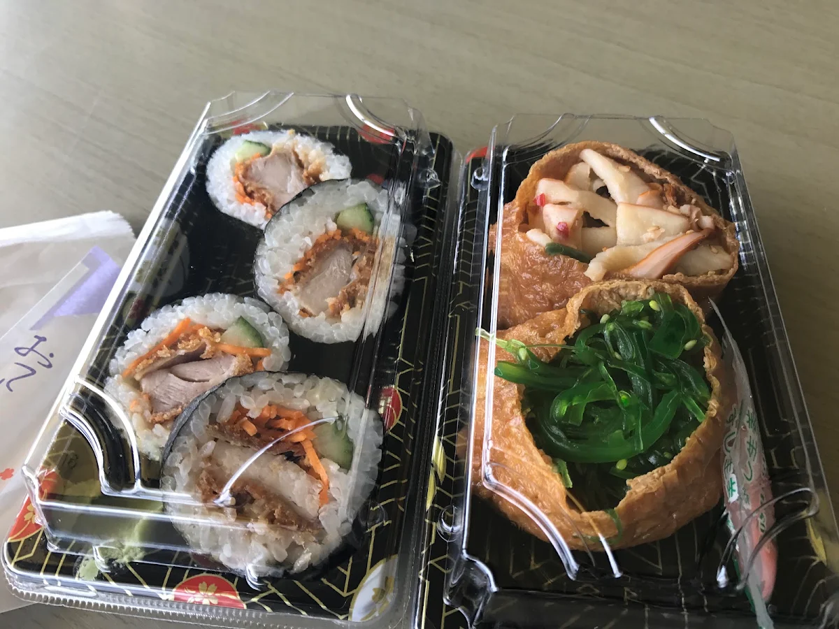 Highlights, Suma Beach Sushi & Lunch