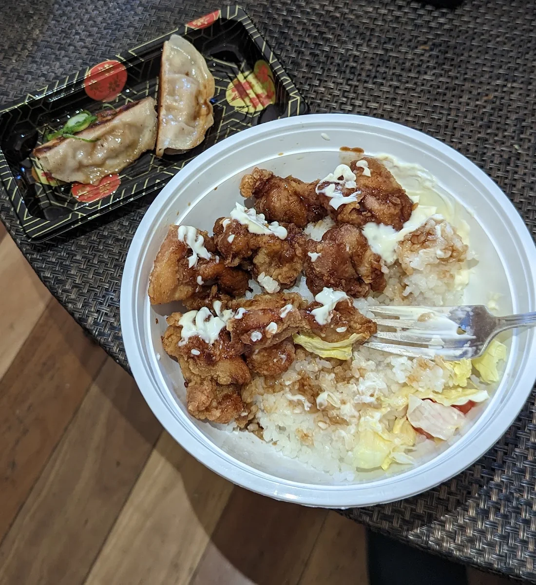 Highlights, Suma Beach Sushi & Lunch