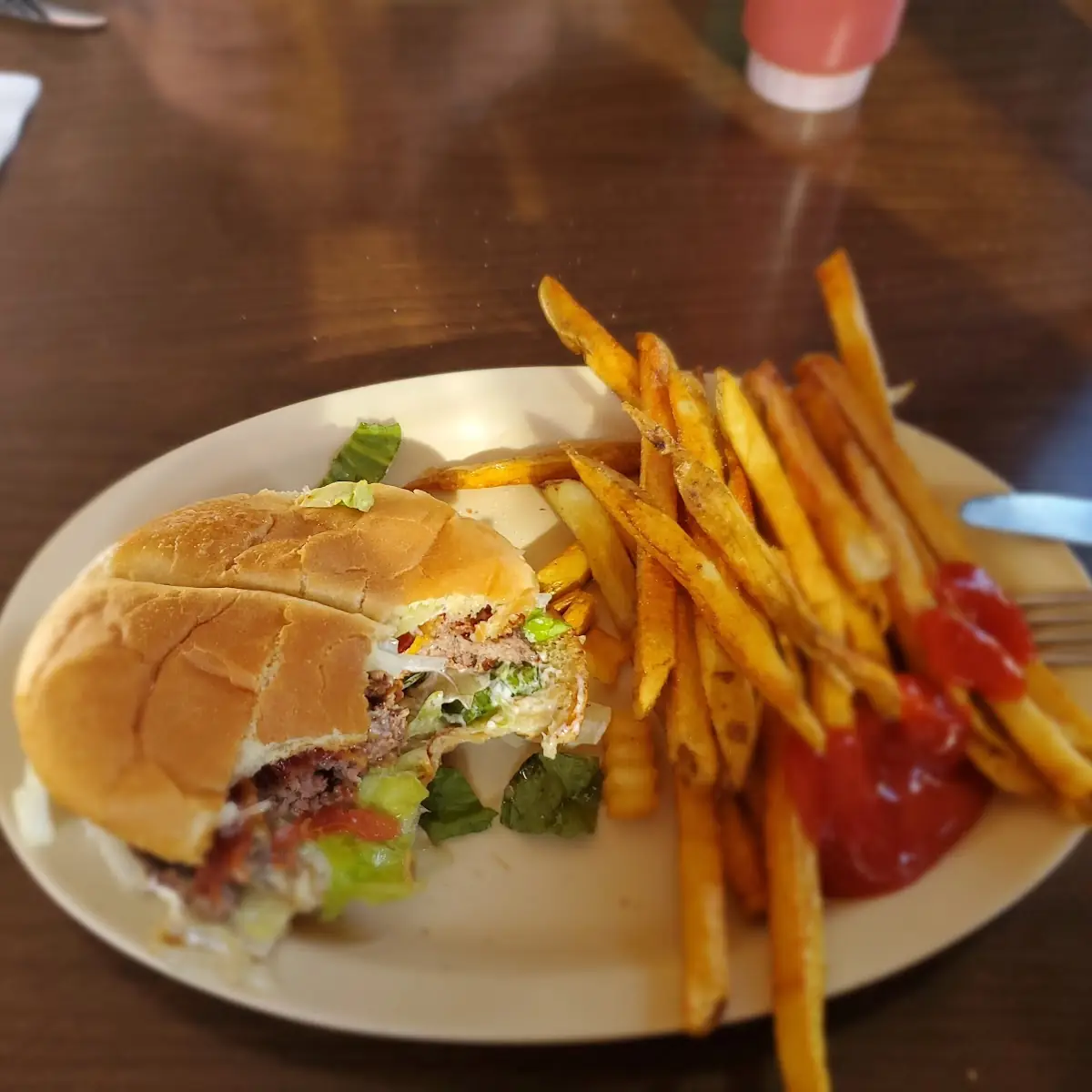 Bacon Cheeseburger & Fries