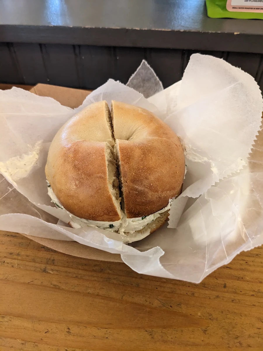 Plain Bagel Chive Cream Cheese