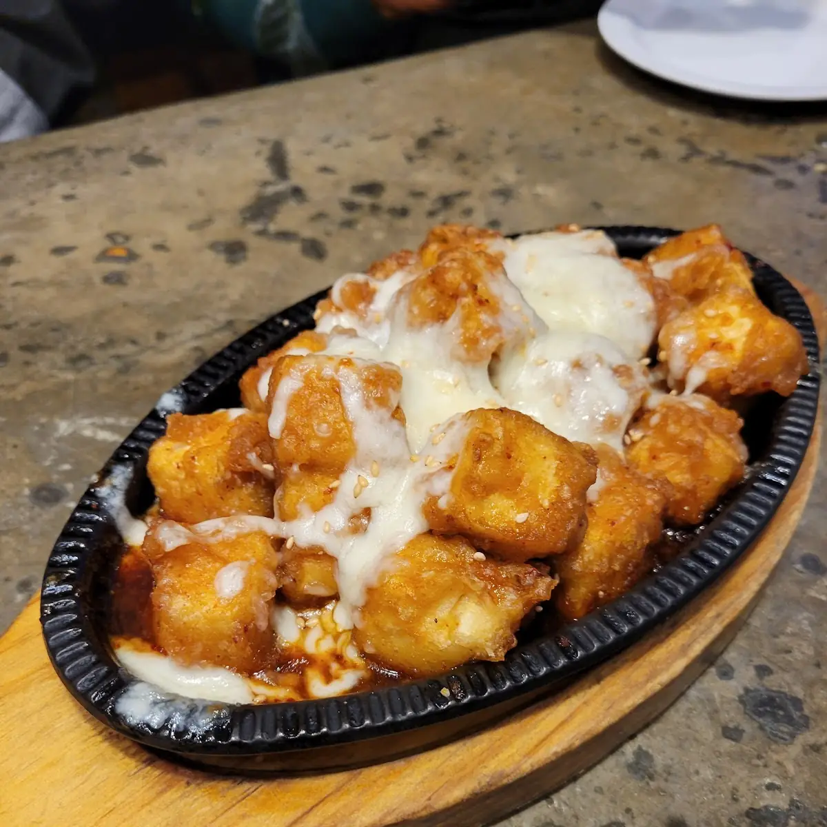 Spicy Chicken & Cheese Plate