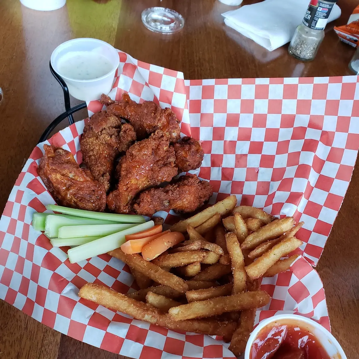 Buffalo Wings and Fries