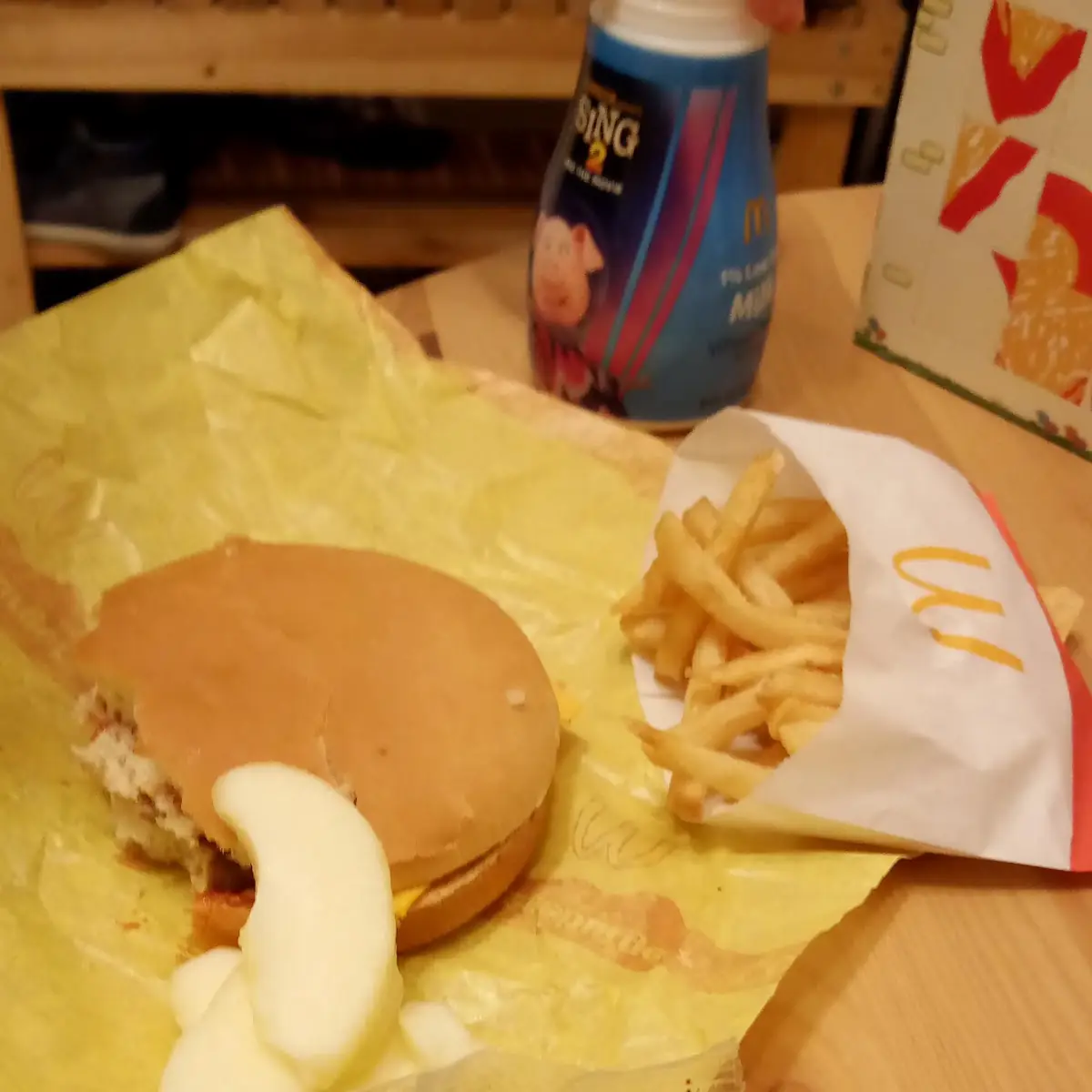 Cheeseburger Happy Meal