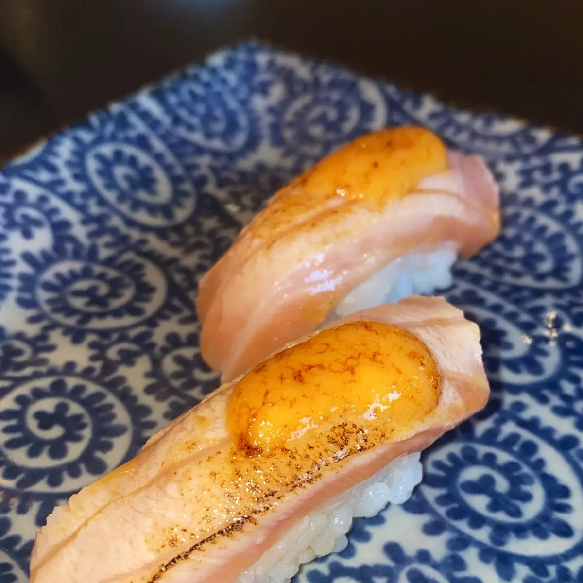 Spicy Mayo Aburi Salmon
