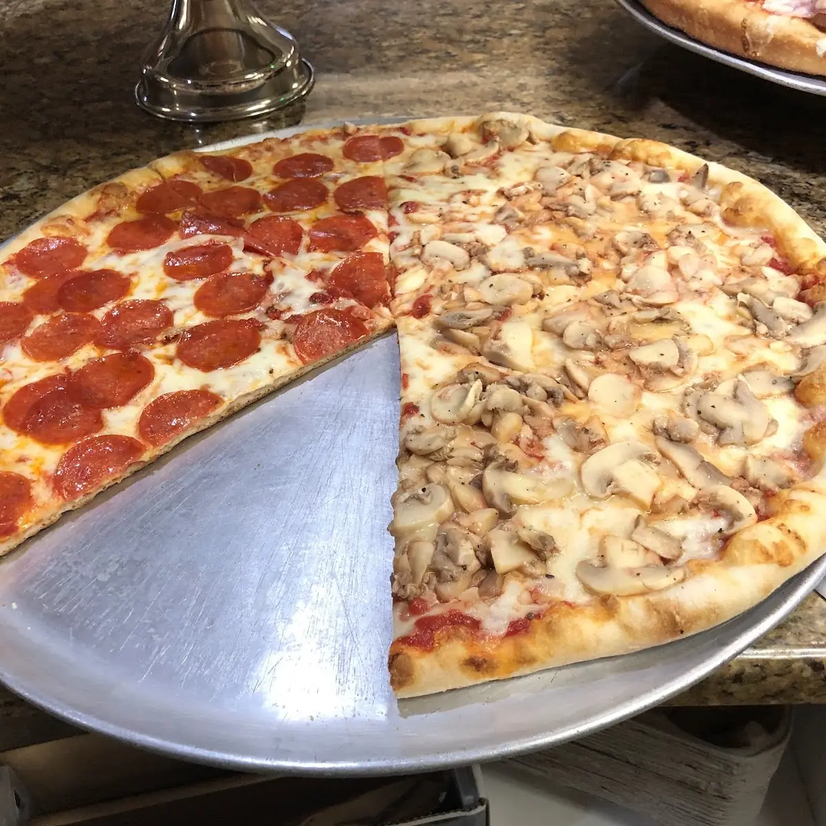 Pepperoni Pizza 1 2 Mushroom Pizza