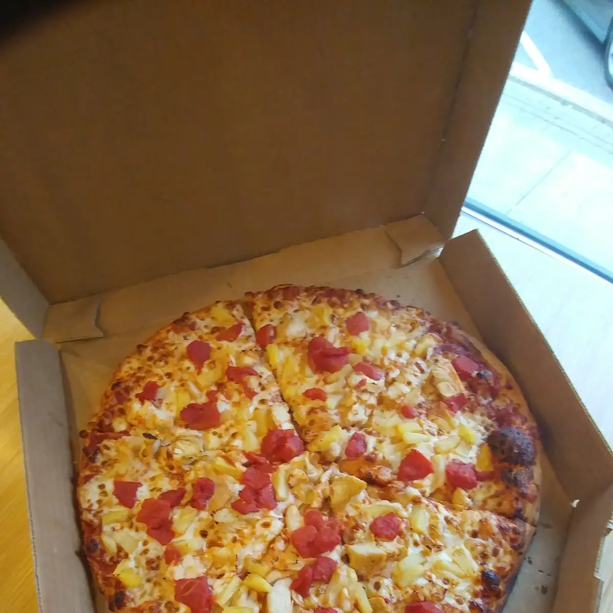 Hawaiian Pizza