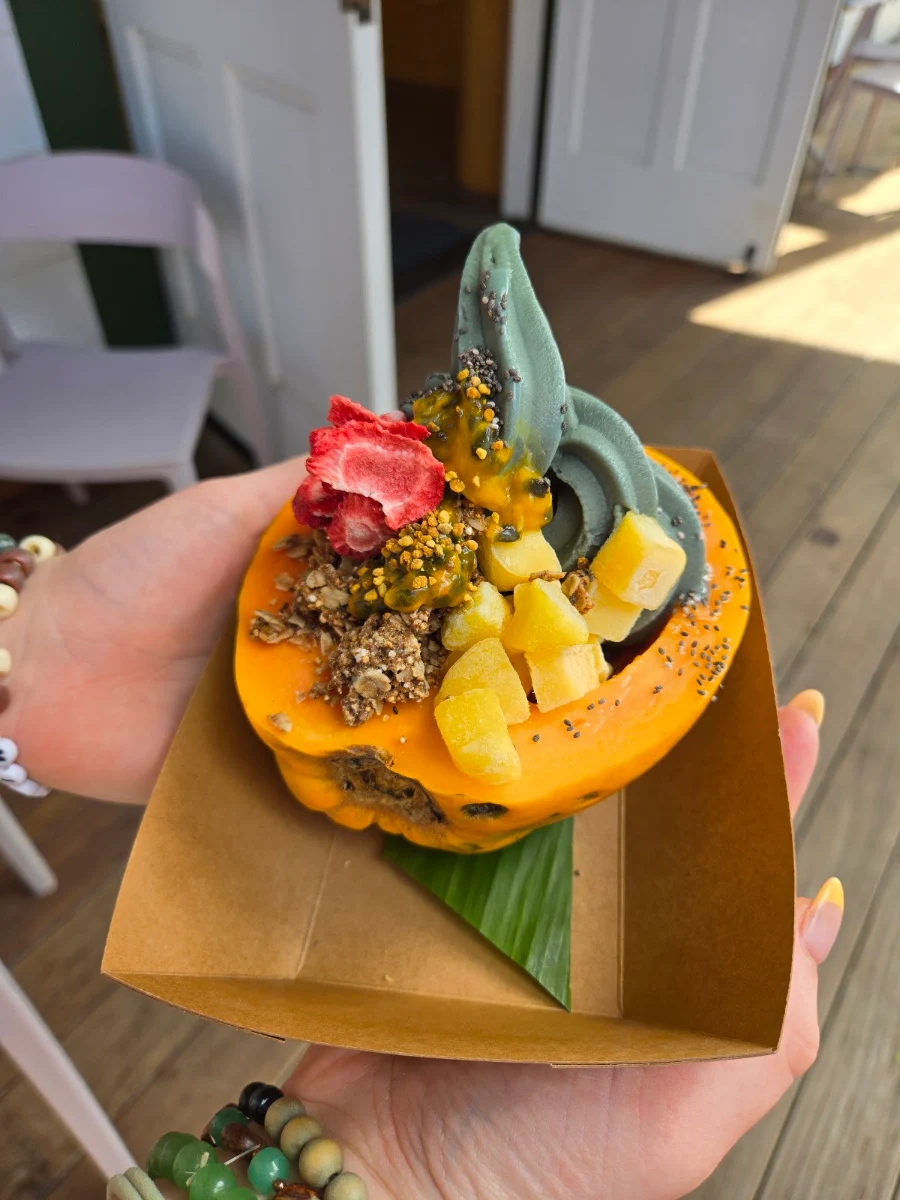 Papaya Smoothie Bowl
