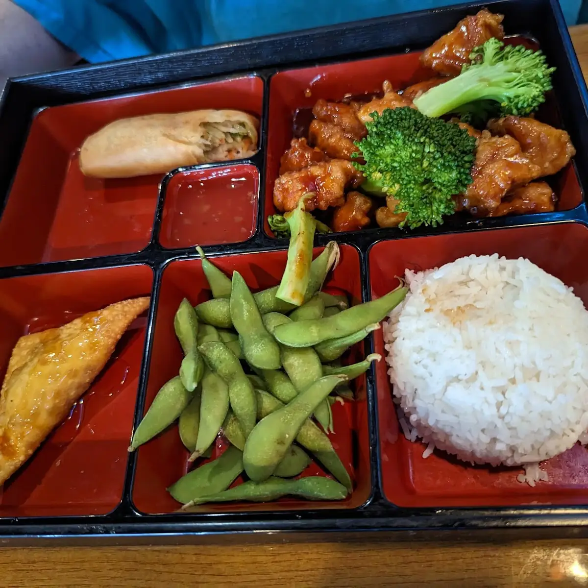 Bento Box with General TSO's Chicken
