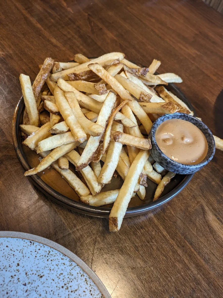 Fries, Gušt