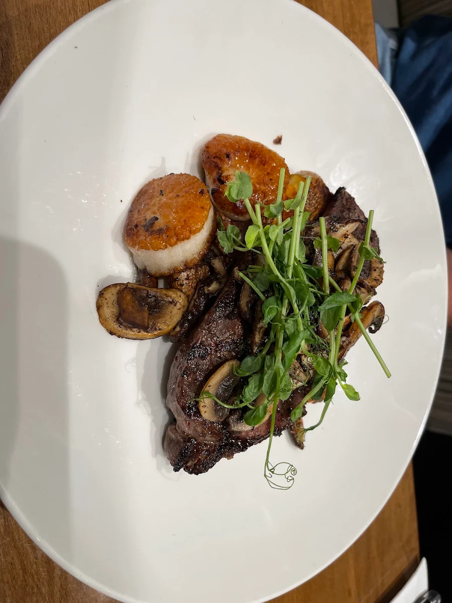 Steak with Scallops, Gušt