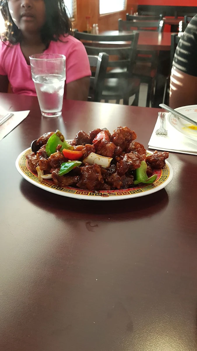 Highlights, Lucky Inn Restaurant