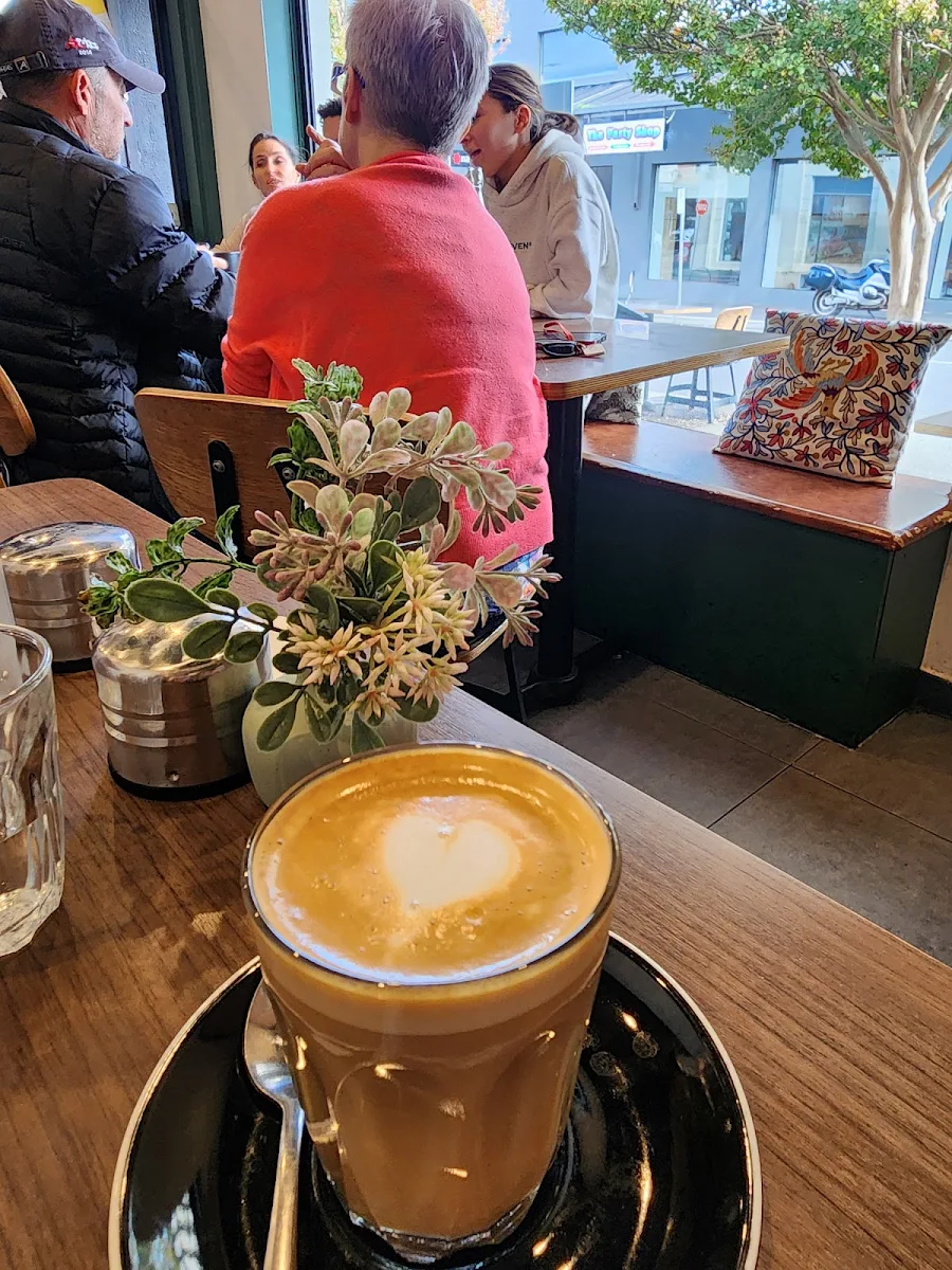 Caffè Latte, ChiChi's