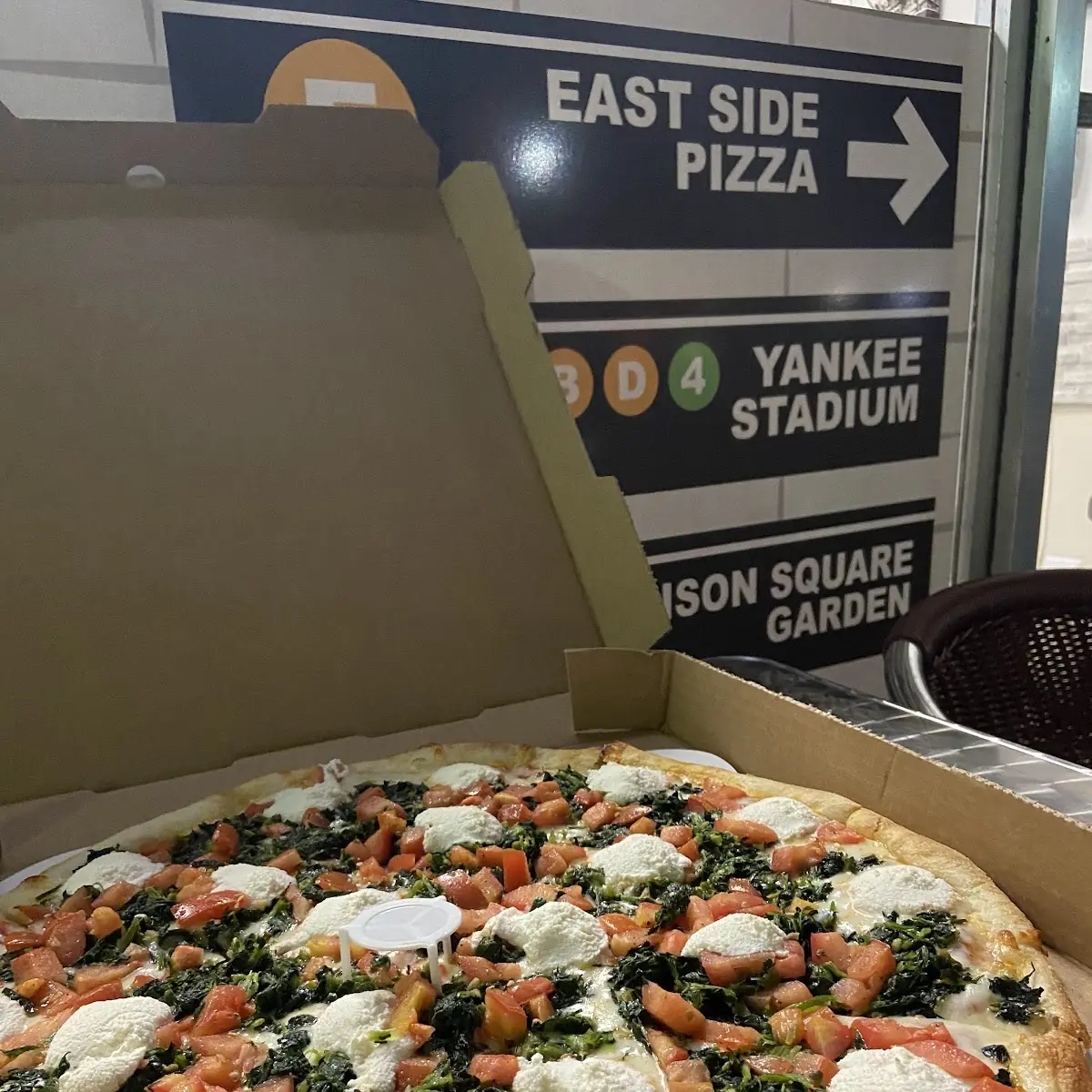 Ricotta and Spinach Thin Crust Pizza