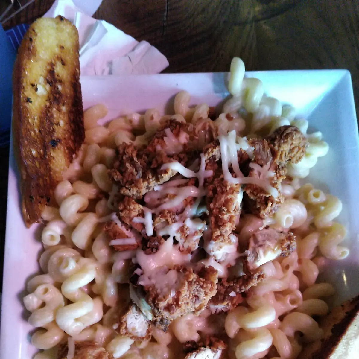 Mac and Cheese Crispy Chicken