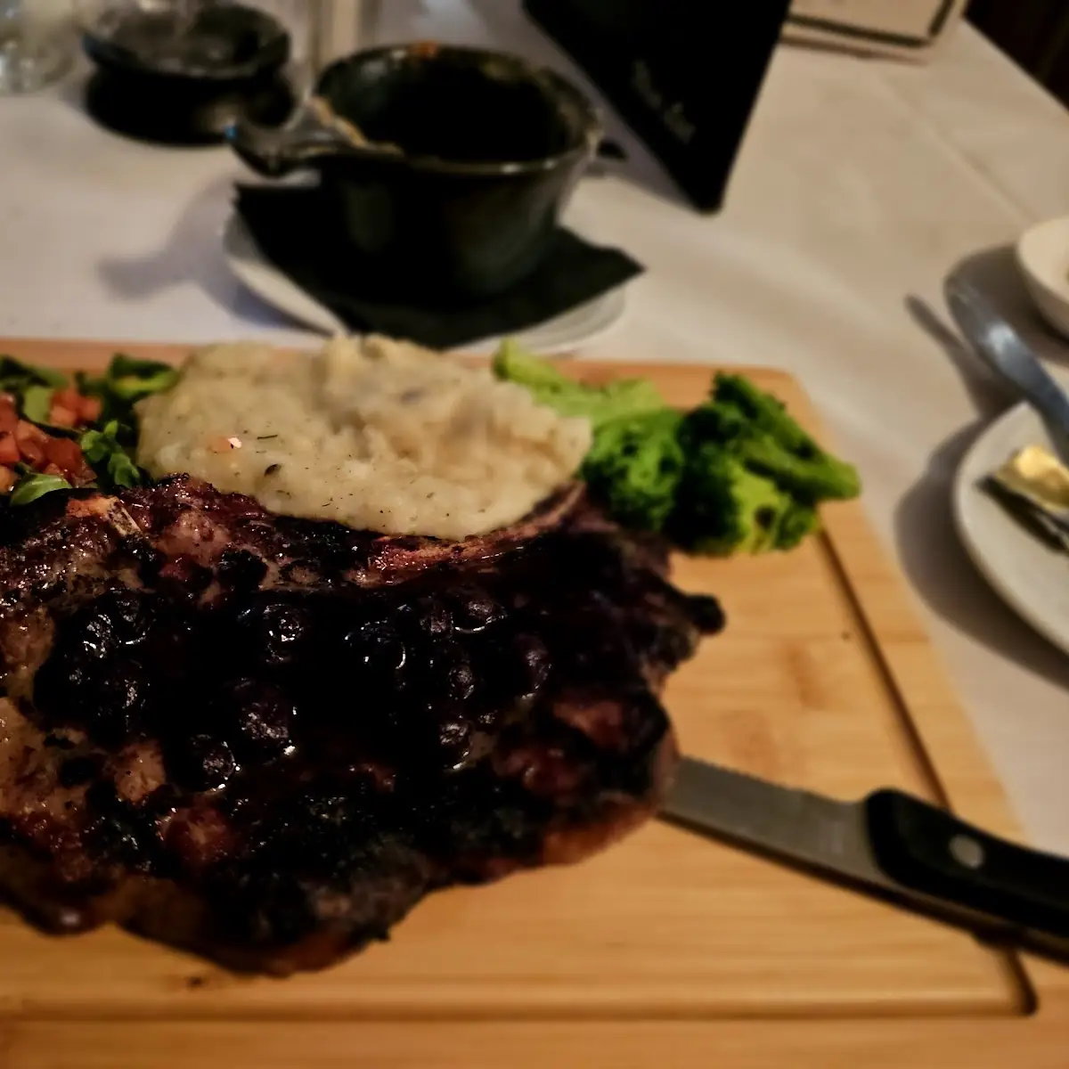 Tomahawk Chairman's Reserve Pork Chop