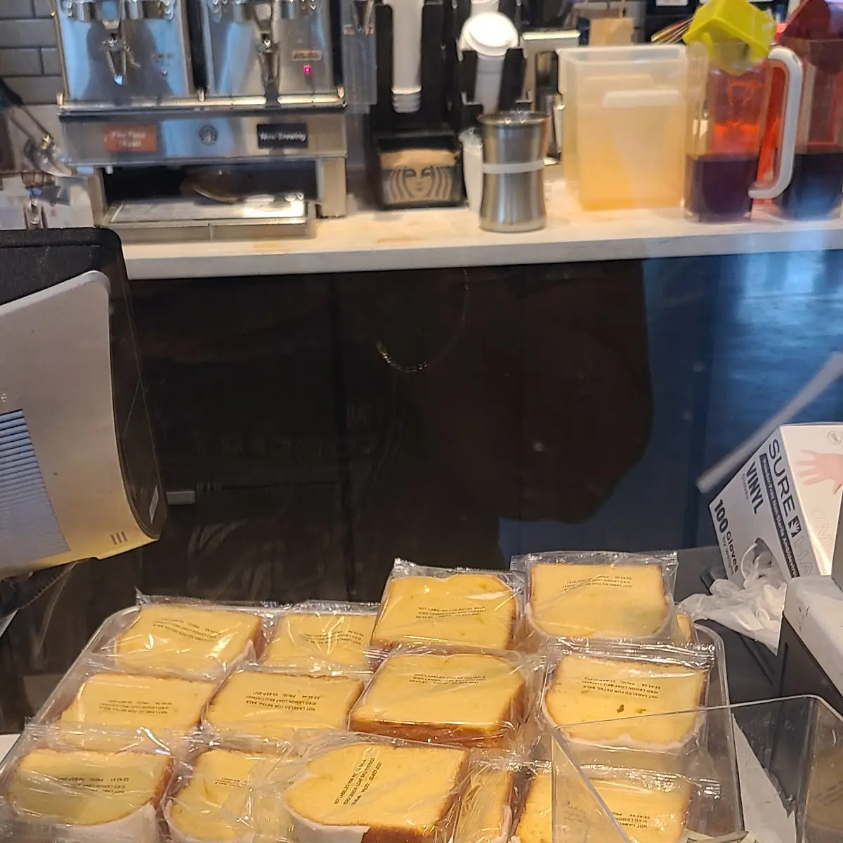 Lemon Pound Cake