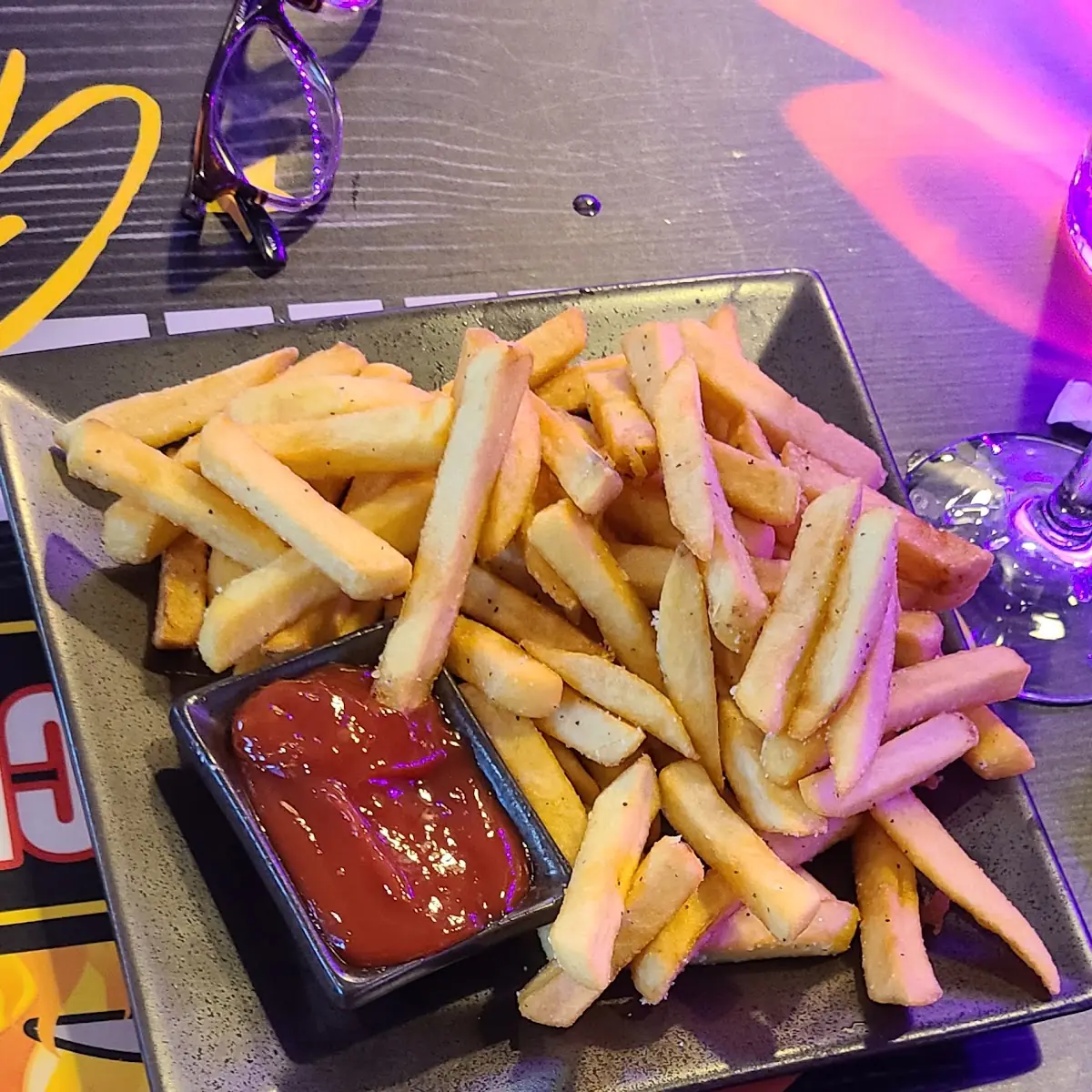 Sweet Corn & French Fries