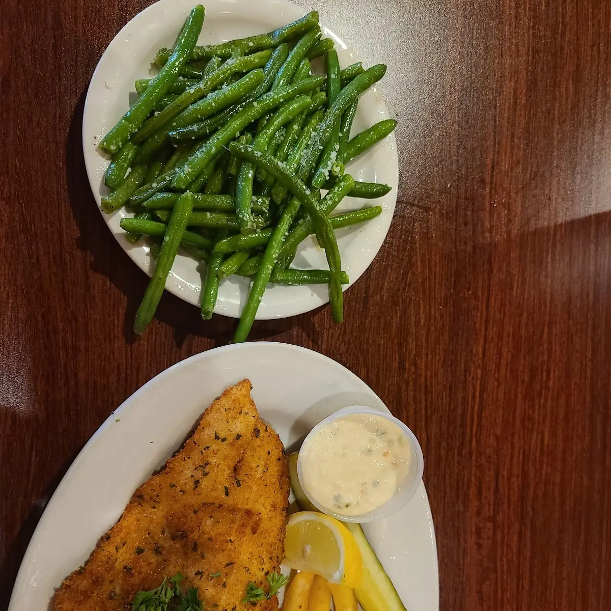 Yellowstone Walleye Entree w Salad