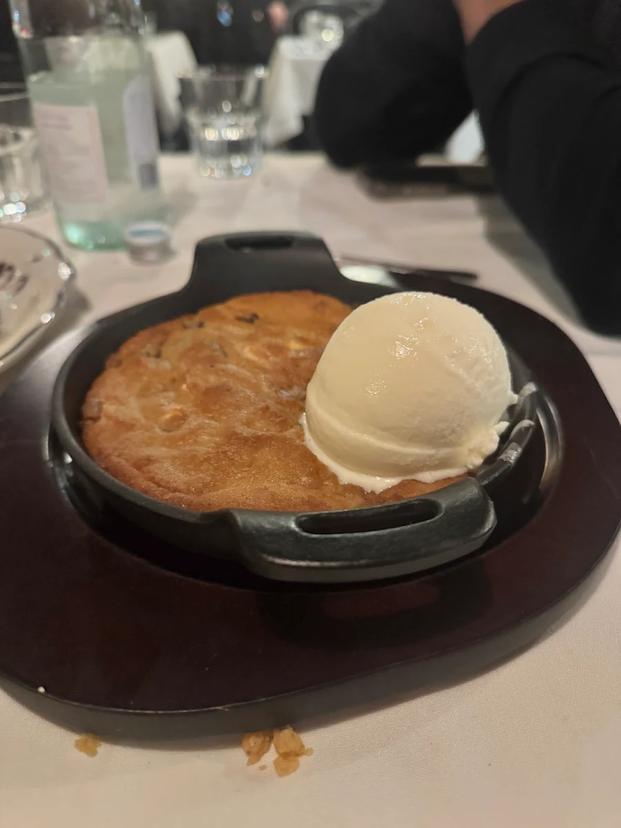 Bernies Gooey Cookie