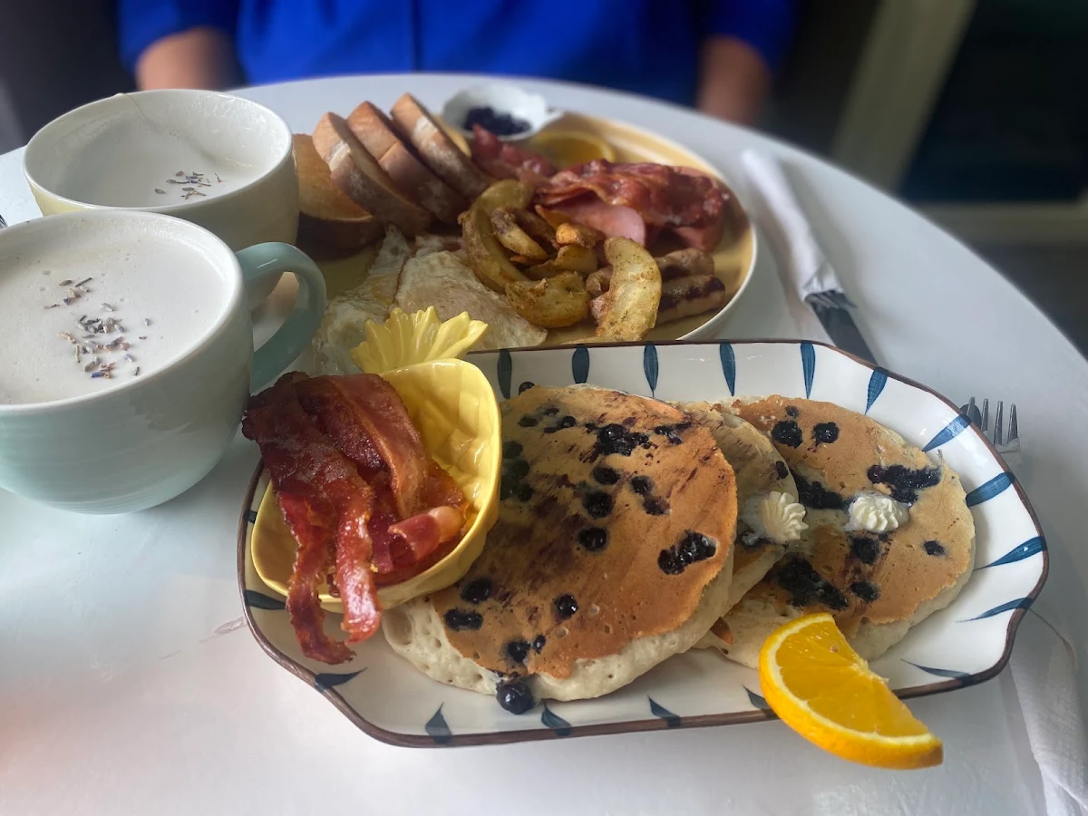 Pei Blueberry Pancakes