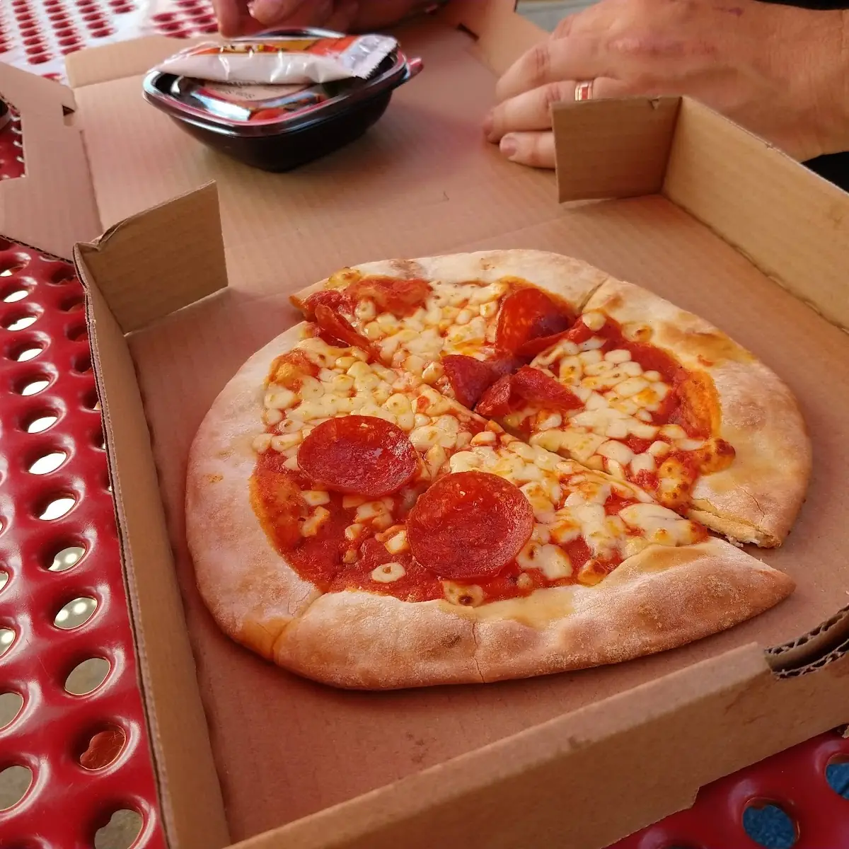 Personal Pepperoni Pizza Basket
