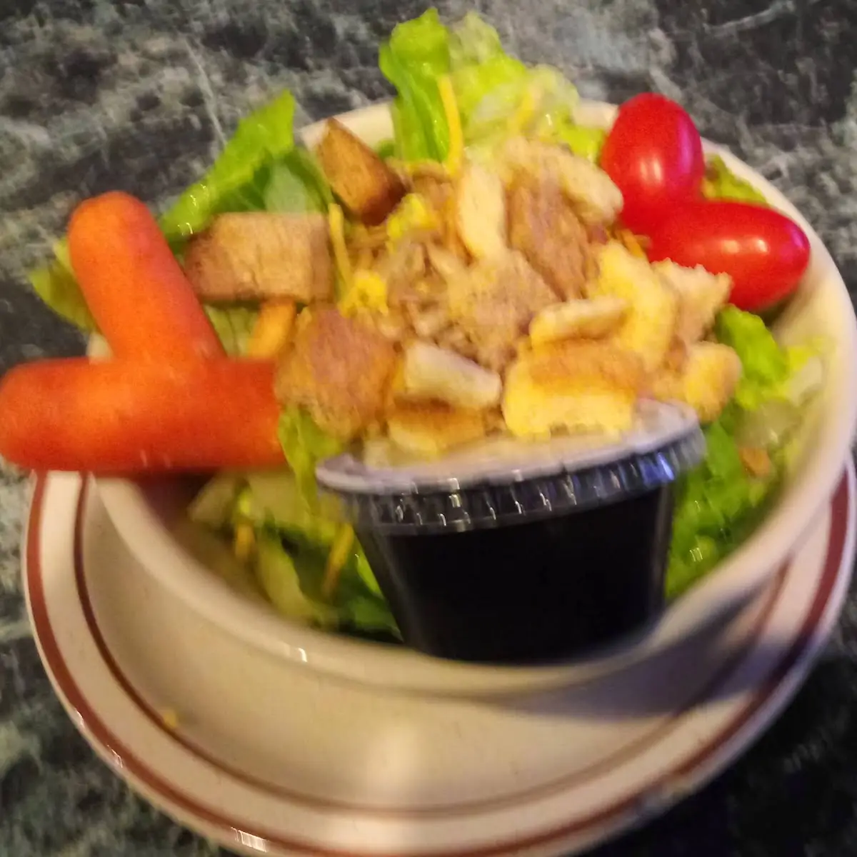 CHICKEN CAESAR SALAD