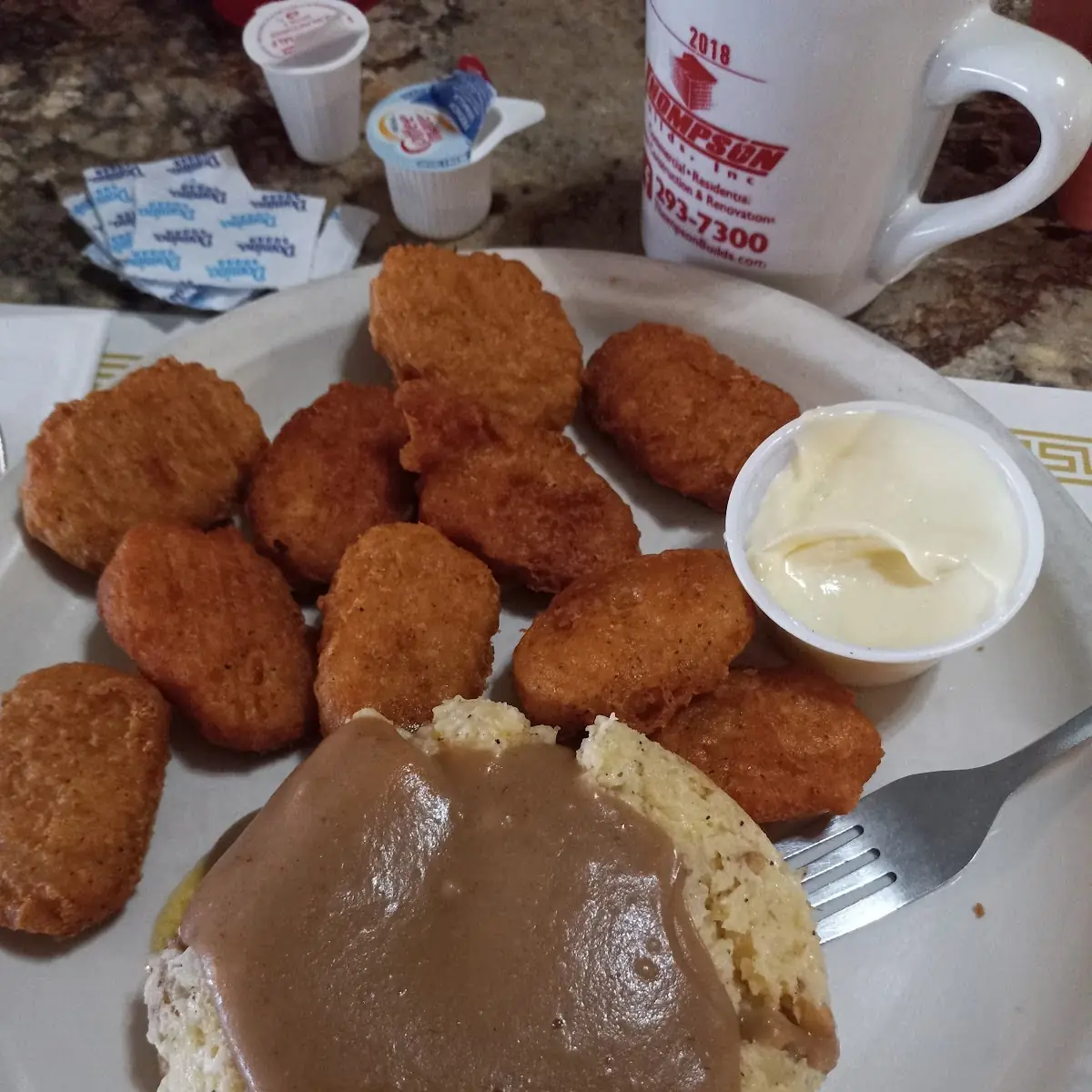 Chicken Nuggets with Mashed Potatoes and Gravy