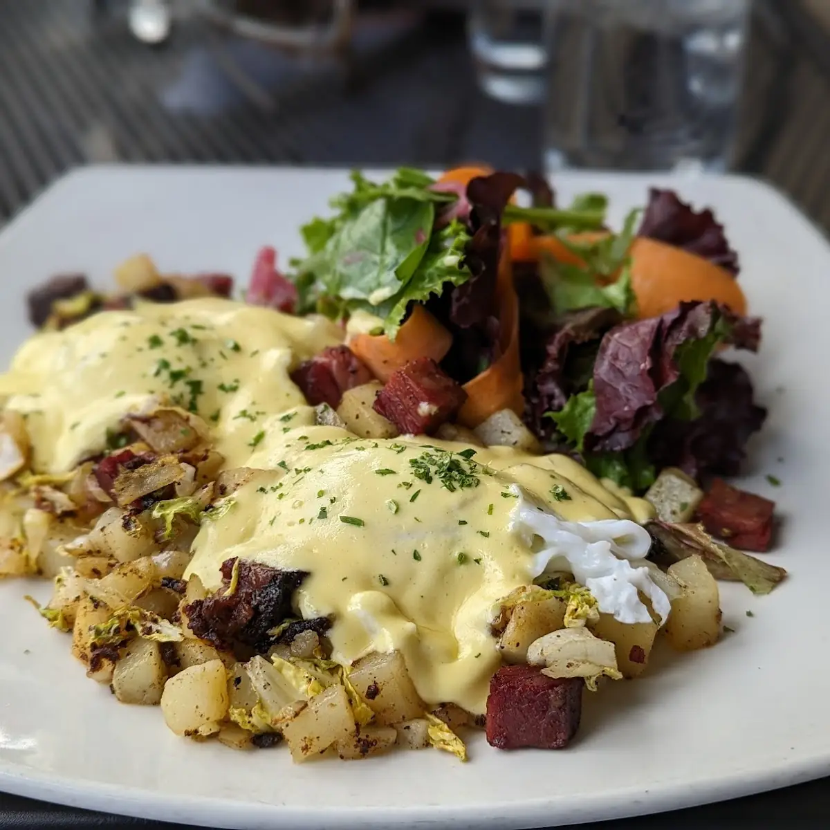 Hazel Dell Mushroom & Goat Cheese Omelette GF V