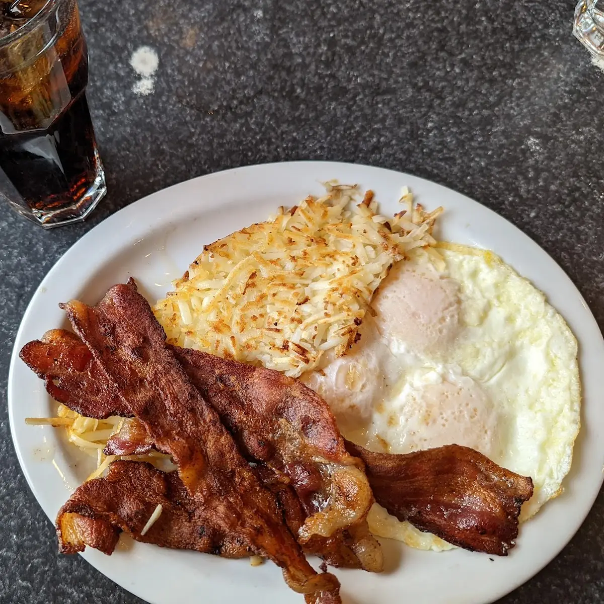 Bacon Eggs Hashbrown and Toast