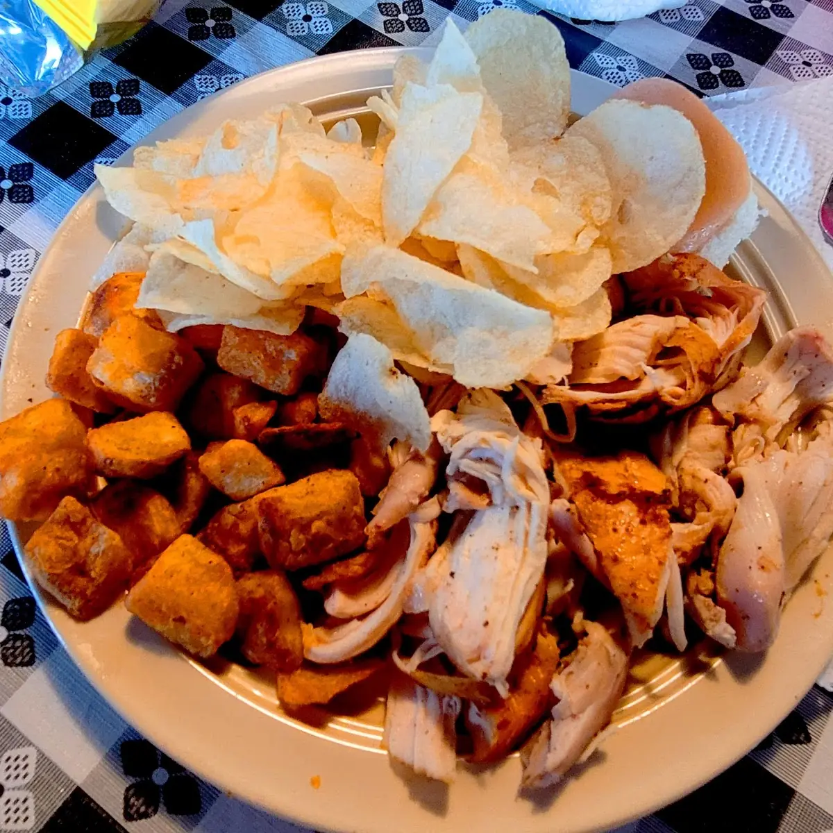 Chicken Plate with Lays Chips and Fries