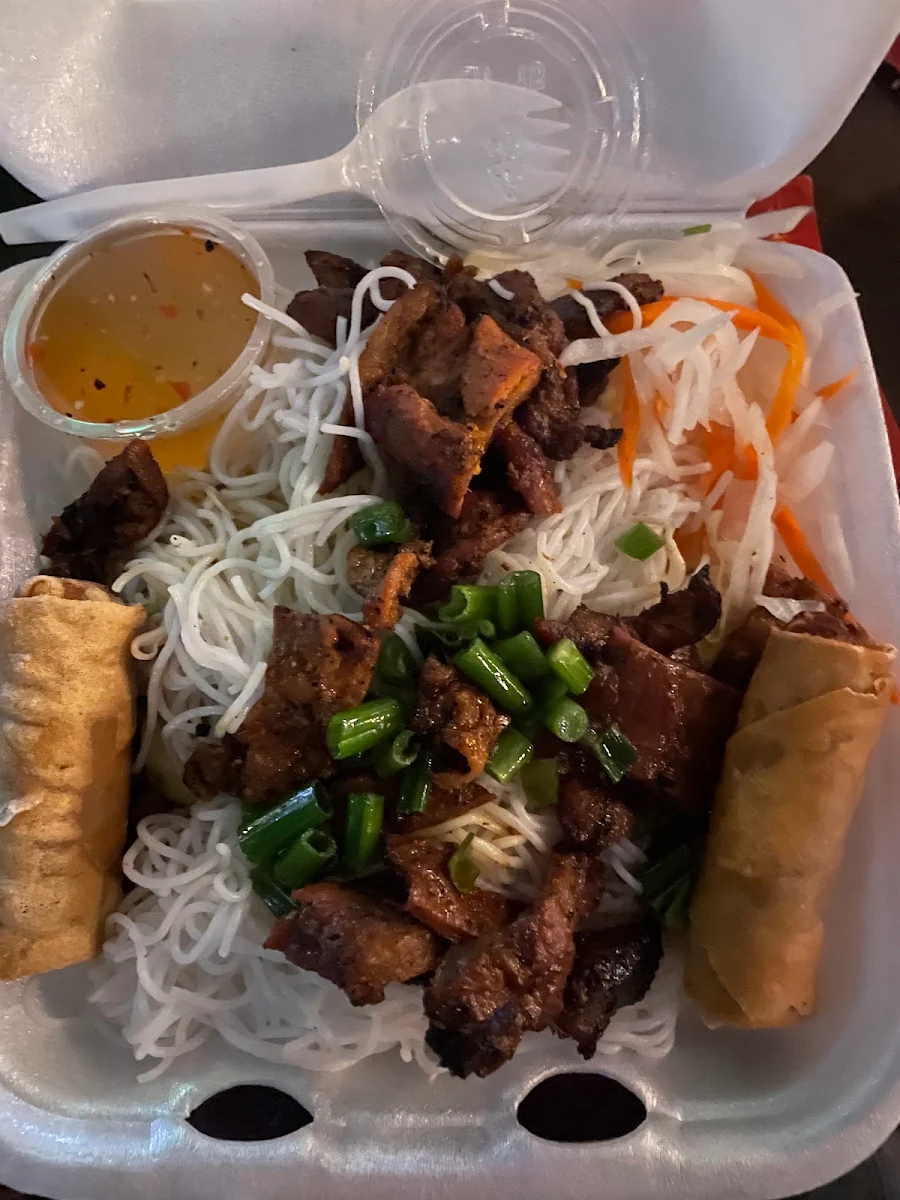 Bun Thit Nuong Cha Gio