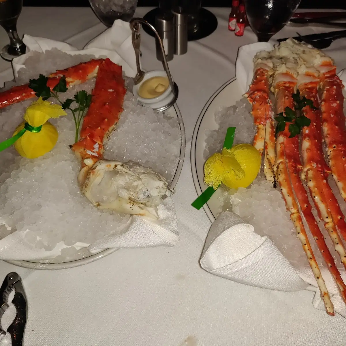 Petit Cold-Water Lobster Tail Duo