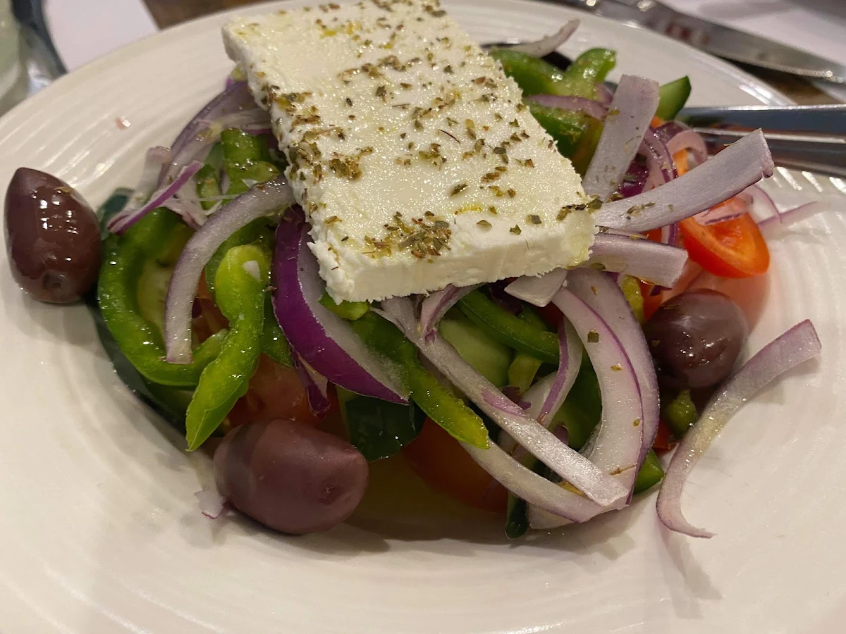 Greek Salad, ILIOS TAVERNA