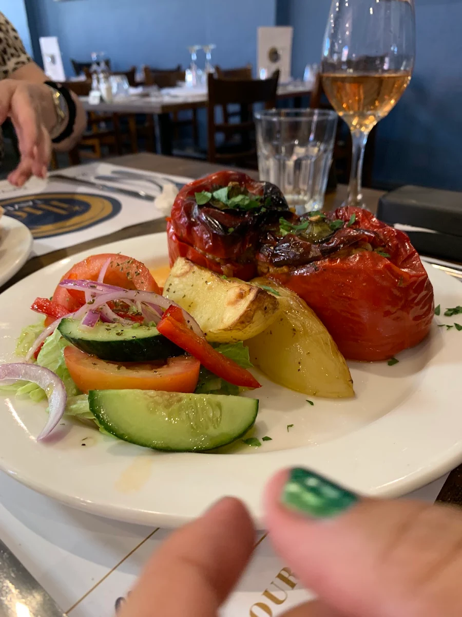 Highlights, ILIOS TAVERNA