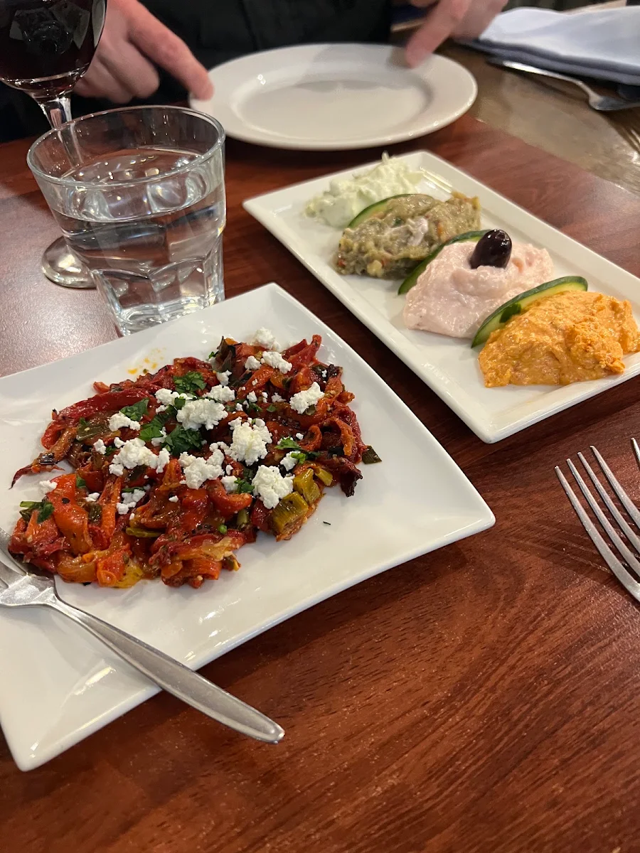 Highlights, ILIOS TAVERNA