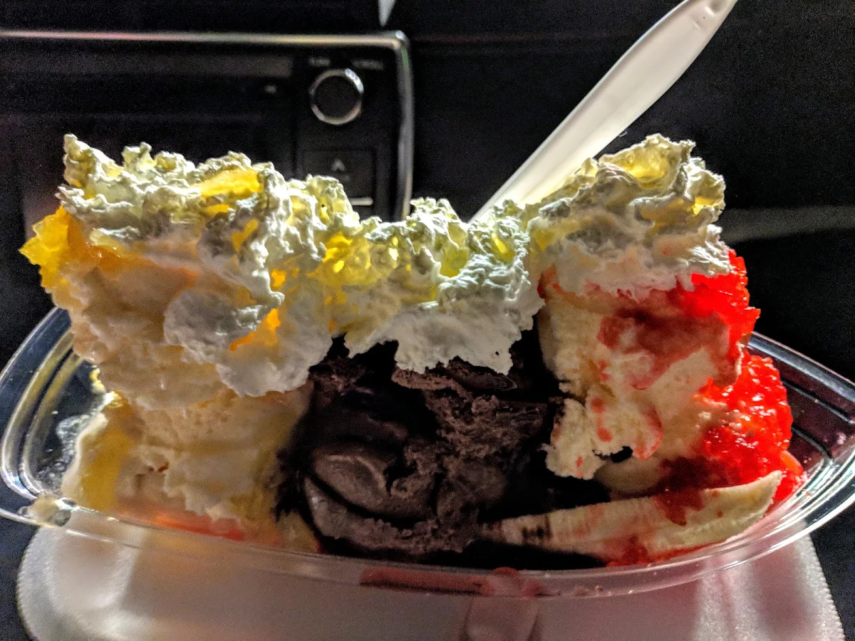 Large Banana Split with Hard Ice Cream