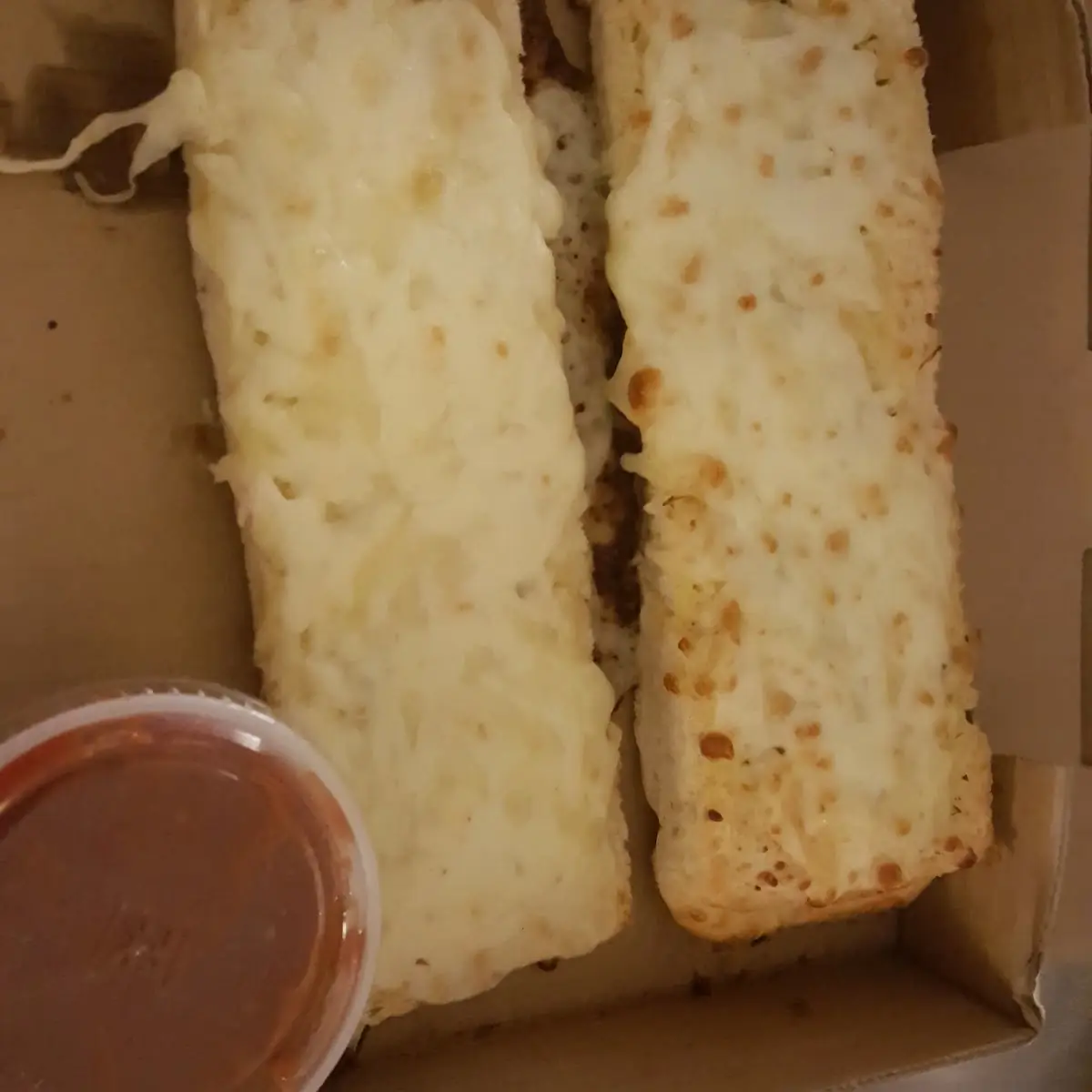 Garlic Cheese Bread with Sauce