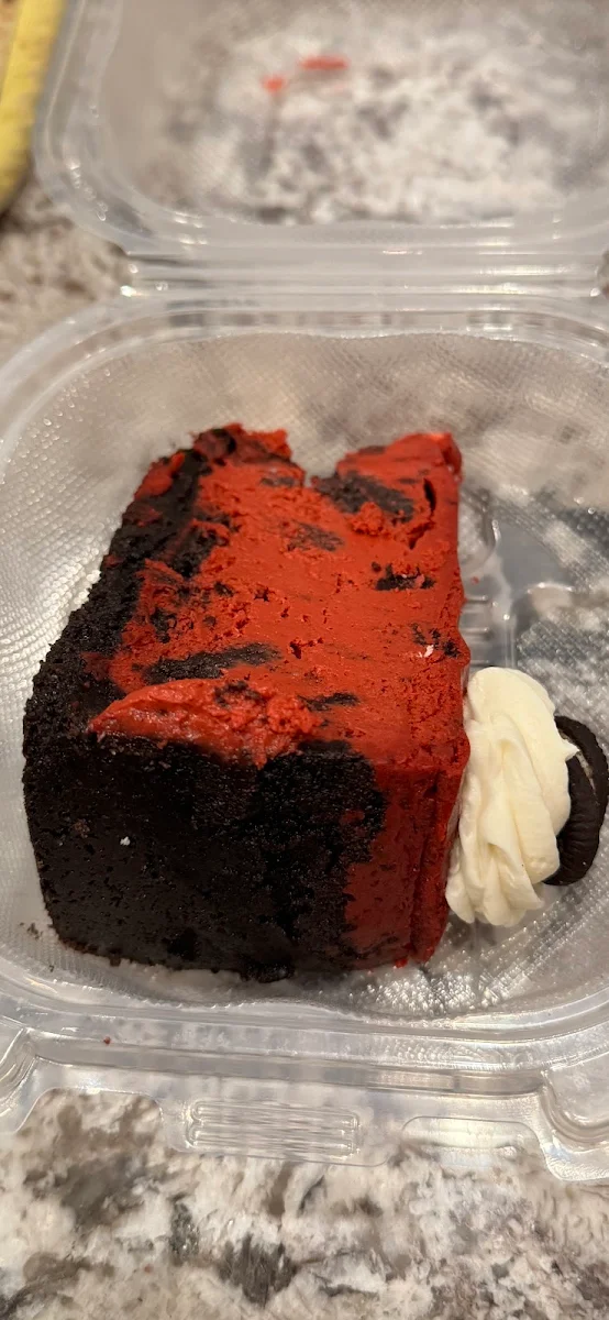 Red Velvet Cheesecake