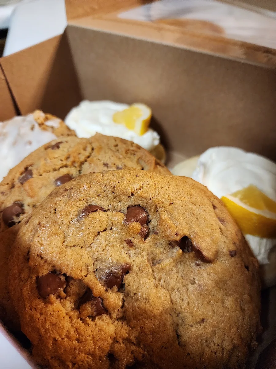 Chocolate Chip Cookie