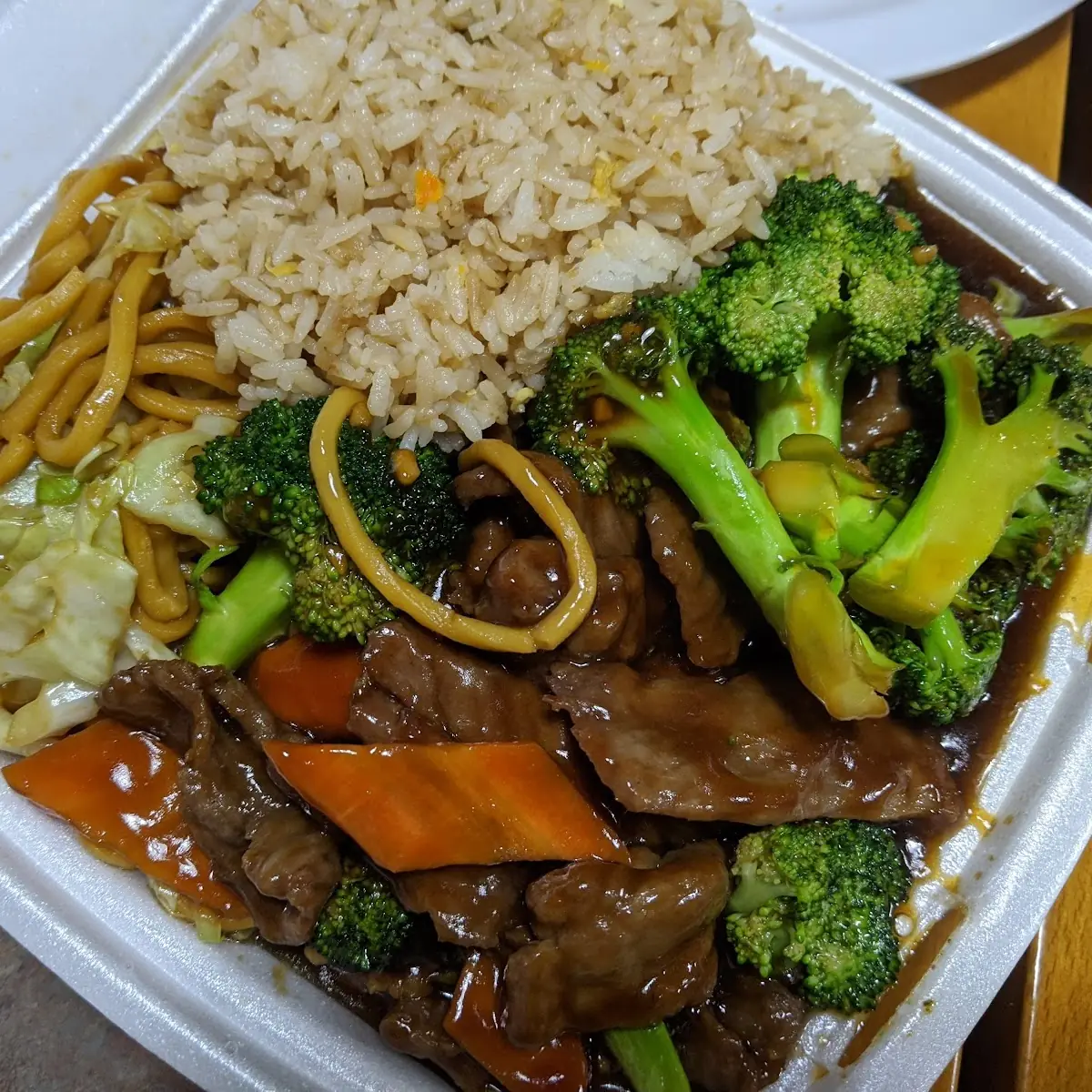 Broccoli Beef Lunch Special