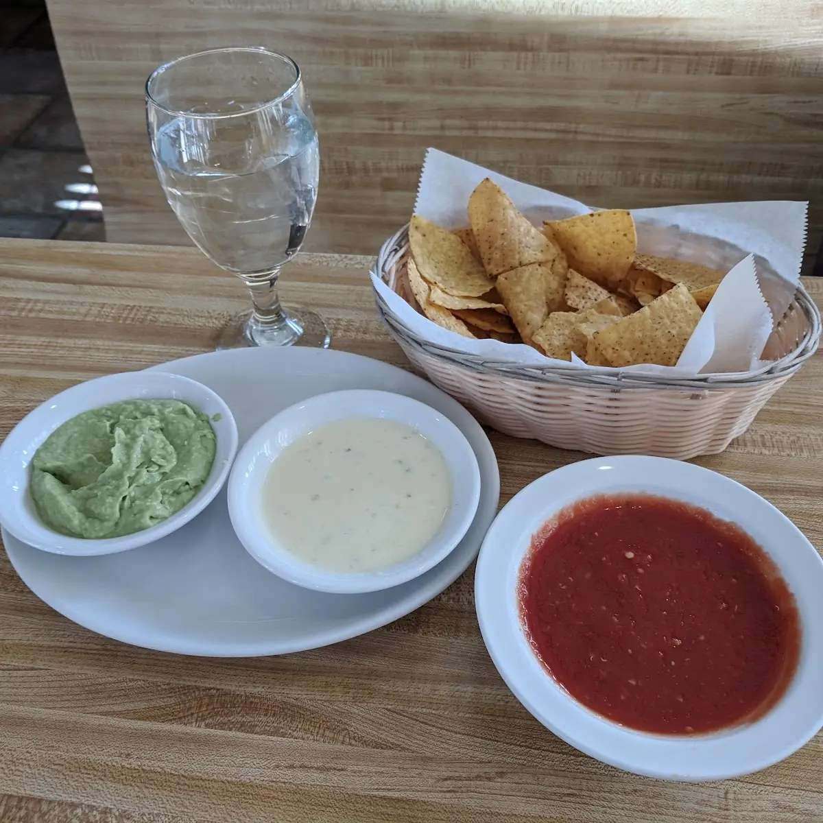 Salsa Cheese Dip Guacamole