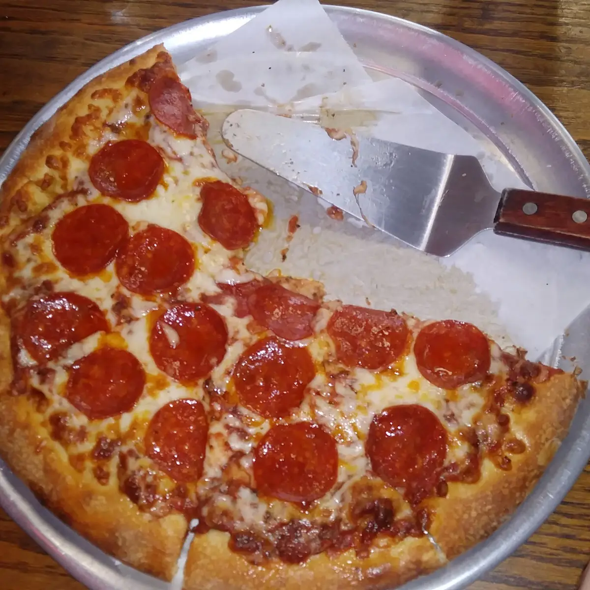 Medium Pepperoni Pizza