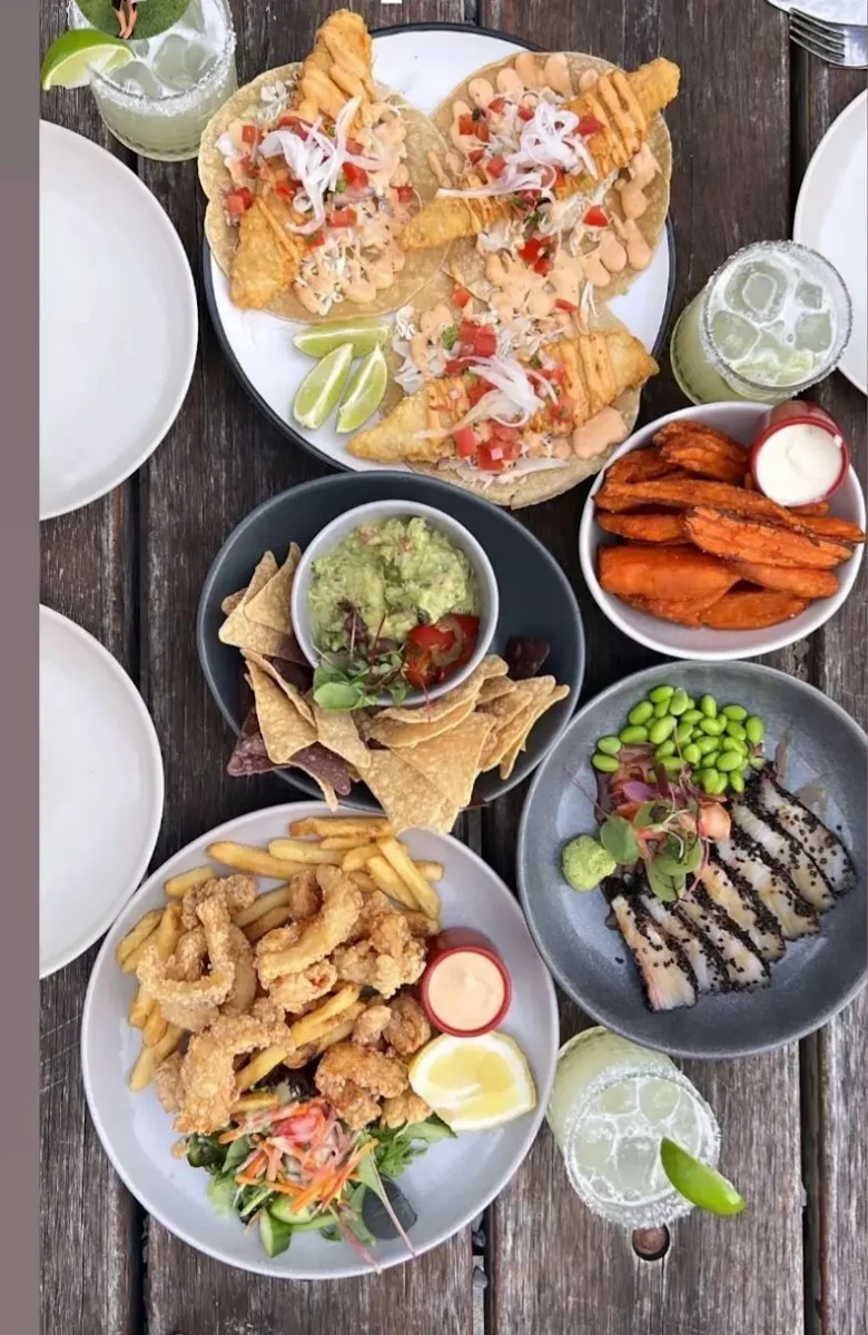 Salt N Pepper Squid Chips Salad Lemon Chipotle Mayo, Royal Crown Hotel