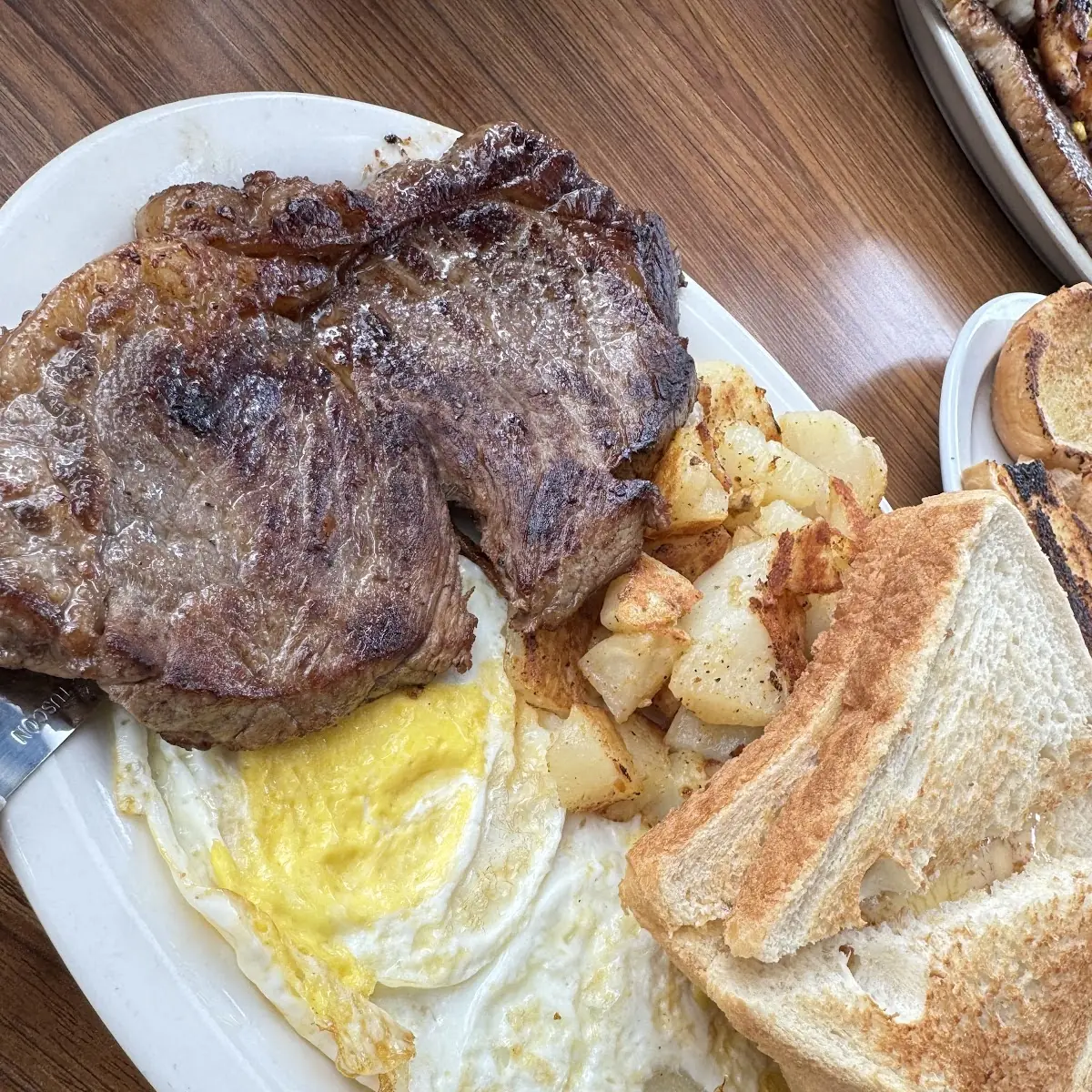 New York Steak & 2 Eggs