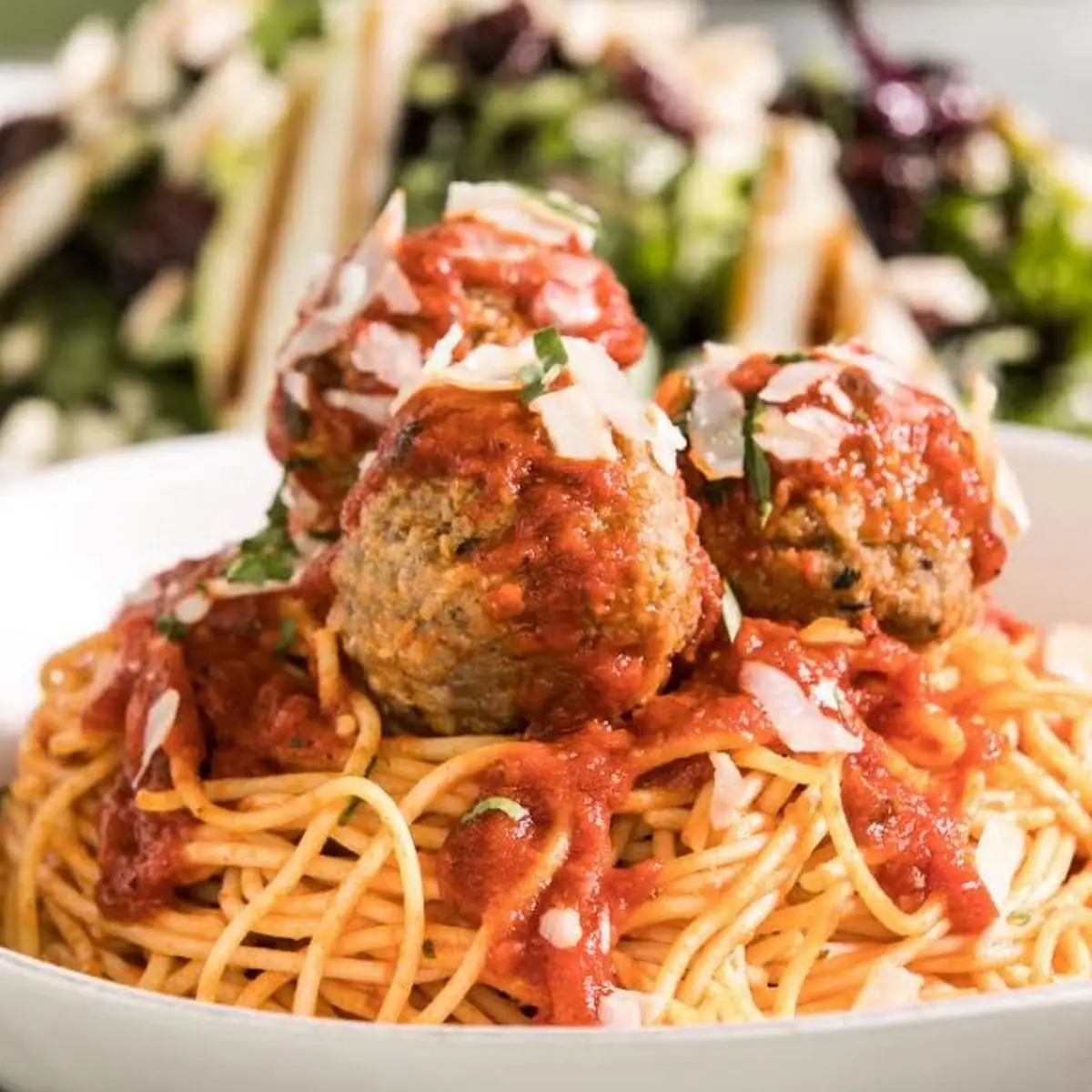 Spaghetti & Meatballs