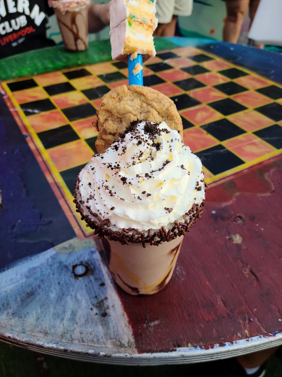 Bobby Brown Milkshake with Peanut Butter Cup Cookie