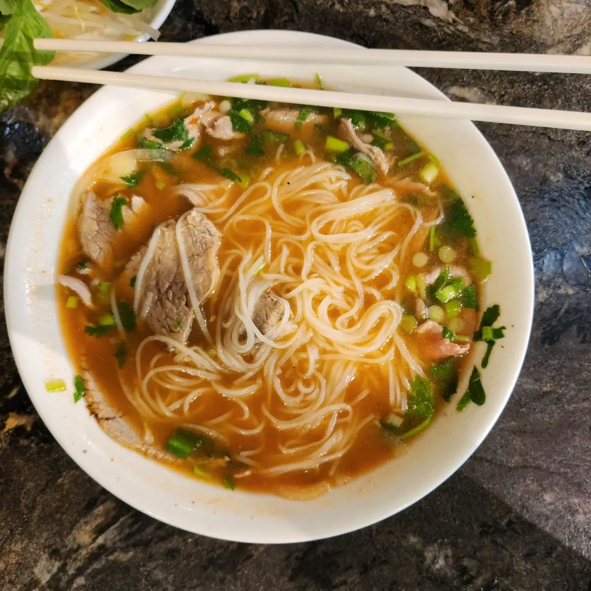 37. Pho Tái, Nḁm, Gȃn, Sách