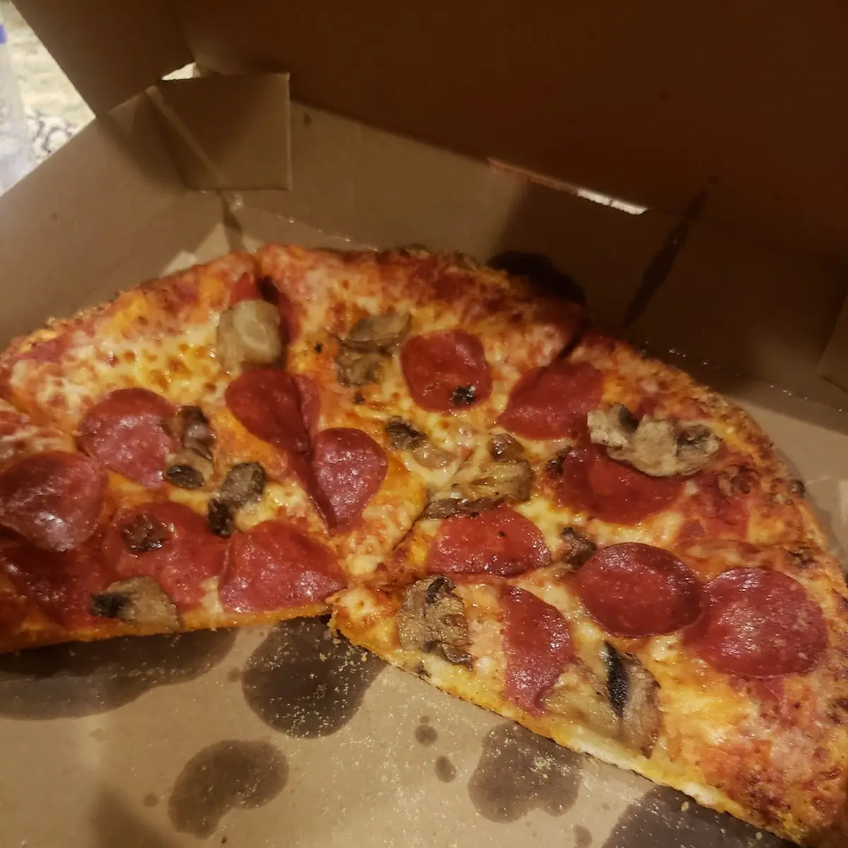 Medium Pepperoni and Mushroom Pizza
